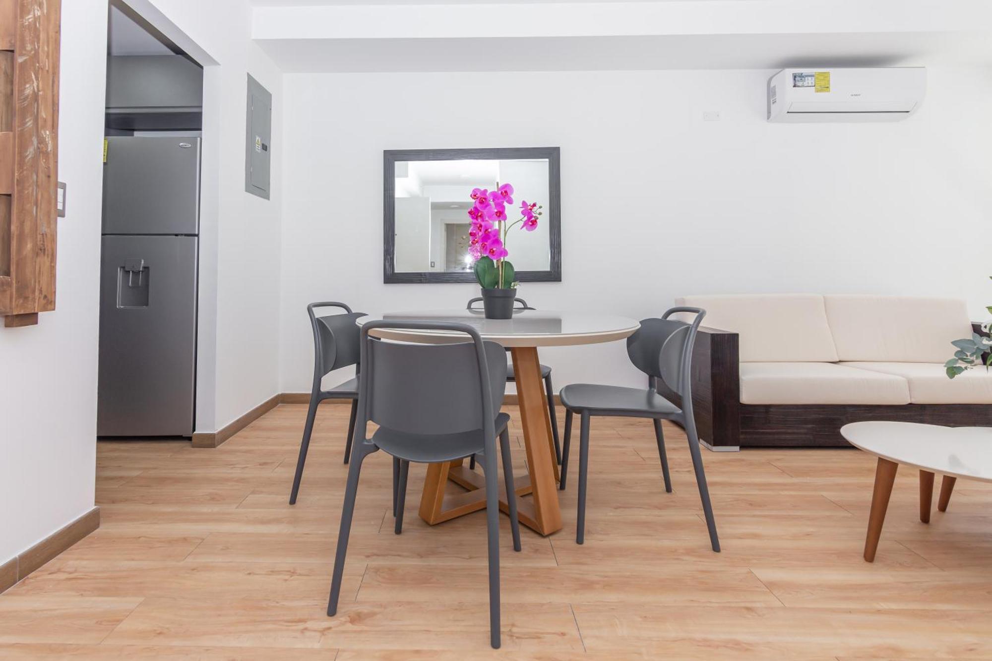 Boutique Apartments Panama Marbella ภายนอก รูปภาพ